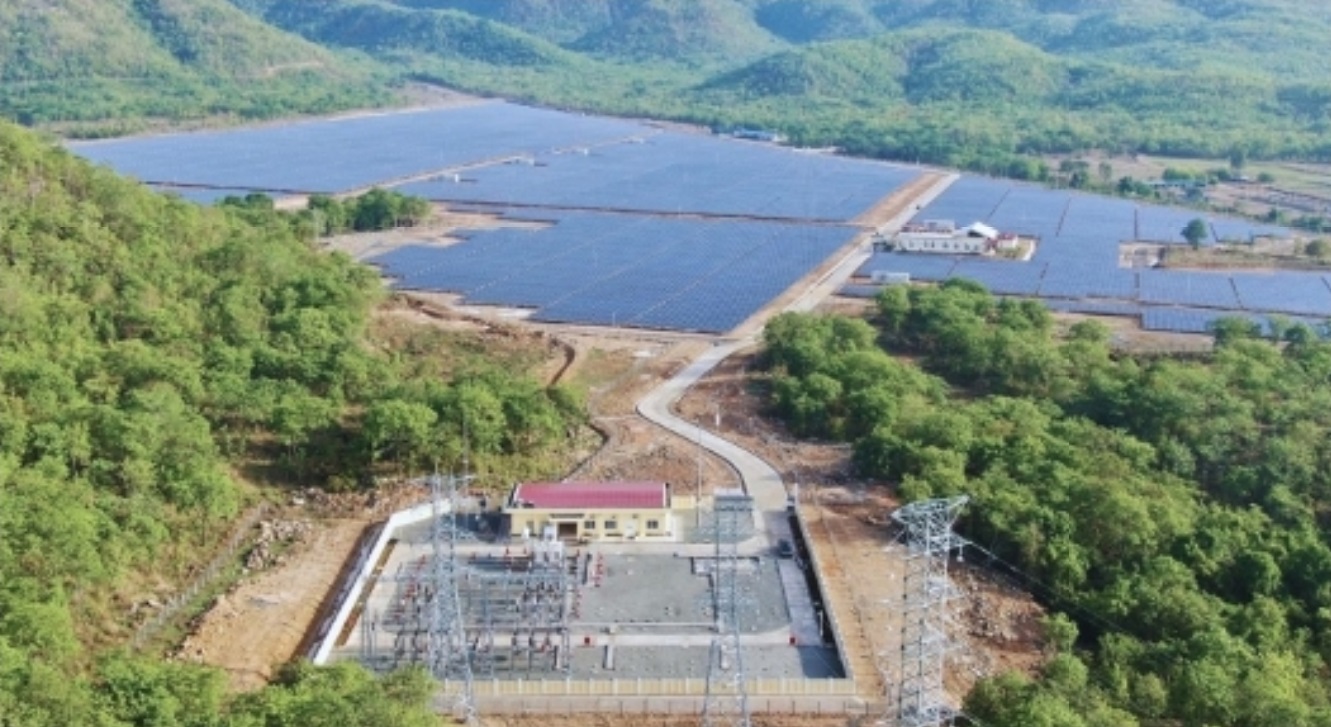 Nhà máy điện mặt trời Hoà Phú 2